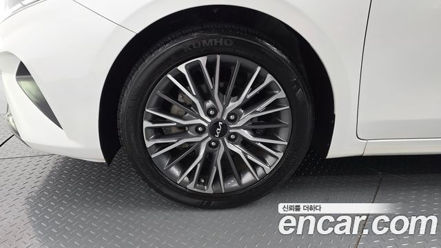Kia K3 из Кореи Encar
