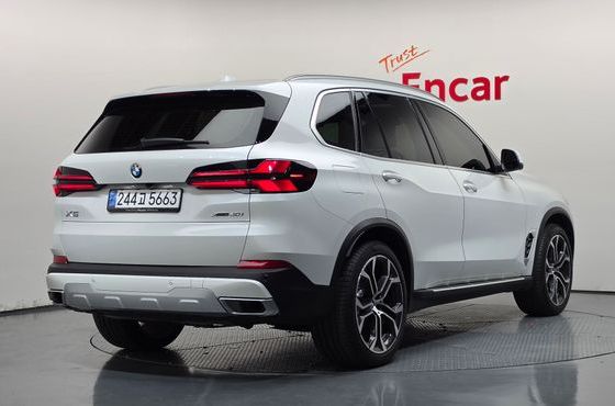 BMW X5 xDrive 40i xLine — пробег 4 172 км — фото 2 из 5