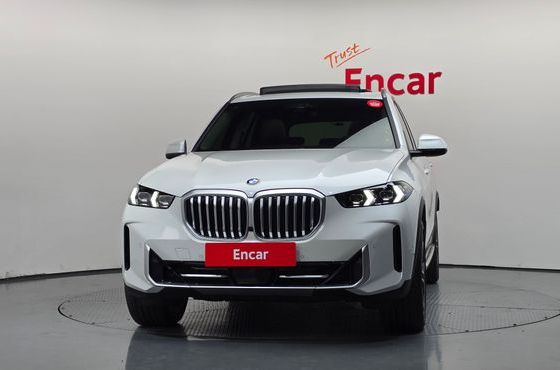 BMW X5 xDrive 40i xLine — пробег 4 172 км — фото 3 из 5