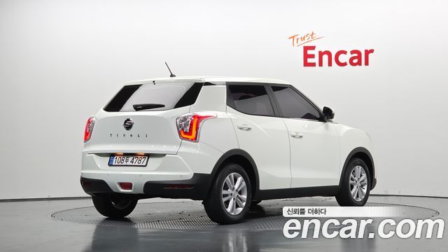 Ssangyong TIBOLI VX 2WD — пробег 75 471 км — фото 2 из 5