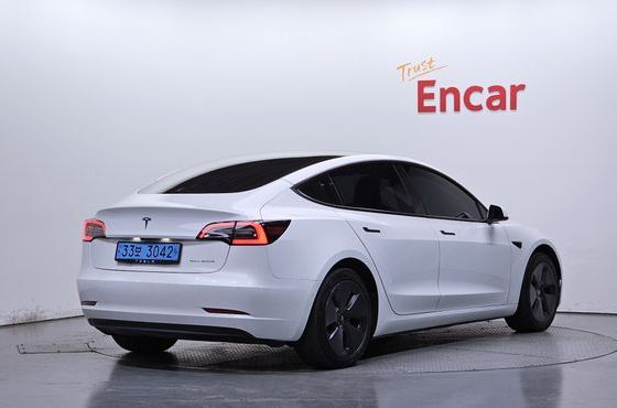 Tesla Model 3 Long Range AWD — пробег 108 604 км — фото 2 из 5