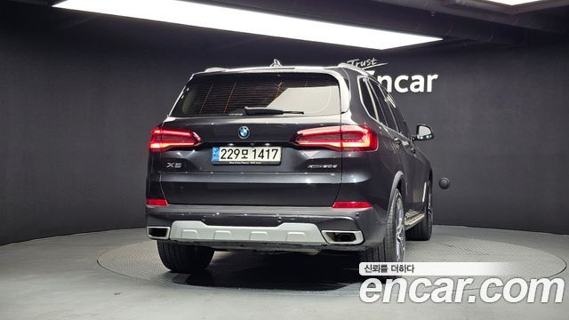 BMW X5 xDrive 30d xLine — пробег 67 783 км — фото 4 из 5
