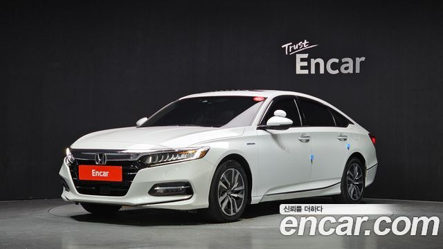 Honda Accord 2.0 Hybrid Touring — пробег 154 822 км — фото 1 из 5