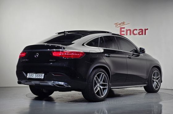 Mercedes-Benz GLE-Class GLE350 d 4MATIC Coupe — пробег 29 952 км — фото 2 из 5