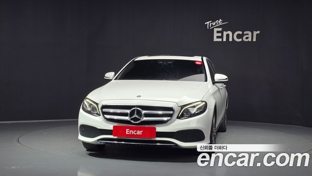 Mercedes-Benz E-Class из Кореи Encar