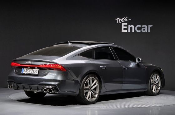 Audi A7 50 TDI Quattrp Premium — пробег 64 076 км — фото 2 из 5