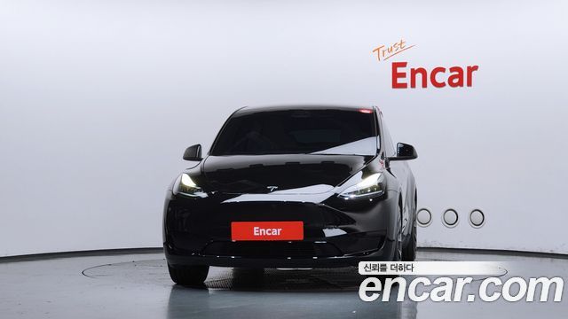 Tesla Model Y RWD — пробег 63 692 км — фото 3 из 5