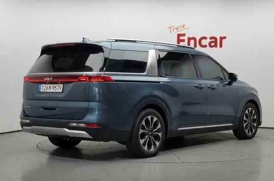 Kia Carnival Gasoline 7-Seater Signature — пробег 43 489 км — фото 2 из 5