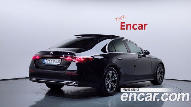 Mercedes-Benz E-Class из Кореи Encar
