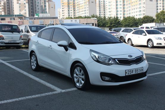 Kia pride 1.4 MPI Sedan Trendy — пробег 68 351 км — фото 3 из 5
