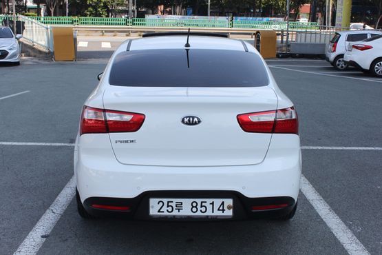 Kia pride 1.4 MPI Sedan Trendy — пробег 68 351 км — фото 5 из 5