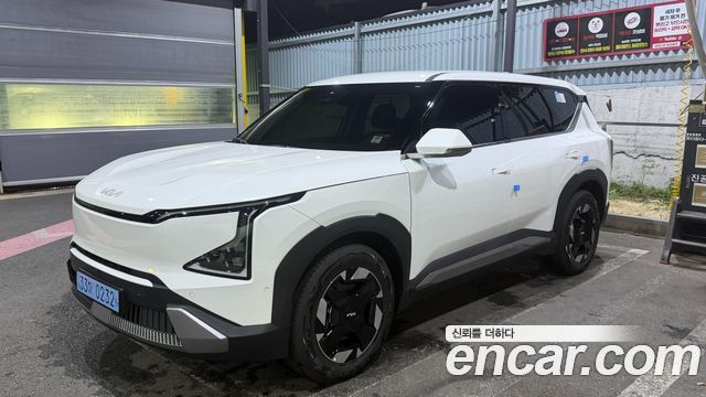 Kia EV5 Long Range 2WD AIr — пробег 659 км — фото 2 из 5