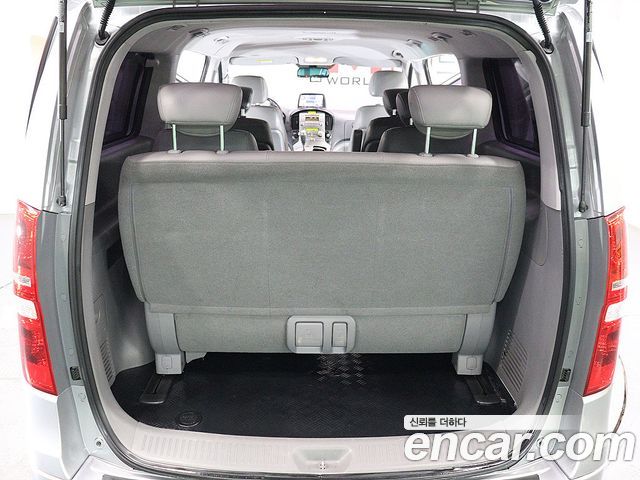 Hyundai Starex 12-Seater Wagon CVX Premium — пробег 98 278 км — фото 5 из 5