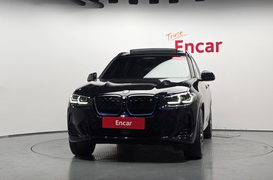 BMW iX3 M Sports — пробег 60 087 км — фото 3 из 5