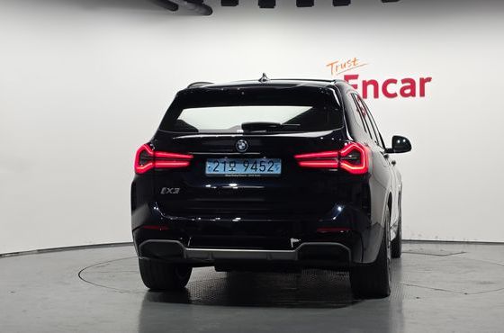 BMW iX3 M Sports — пробег 60 087 км — фото 4 из 5