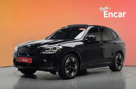 BMW iX3 M Sports — пробег 60 087 км — фото 1 из 5
