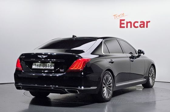Genesis EQ900 3.3 T-GDI AWD Prestige — пробег 182 905 км — фото 2 из 5