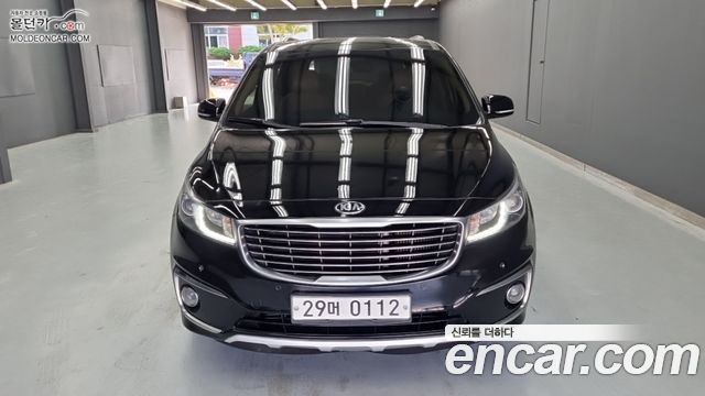 Kia Carnival из Кореи Encar