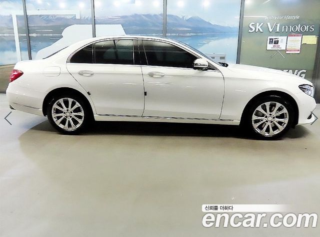 Mercedes-Benz E-Class из Кореи Encar