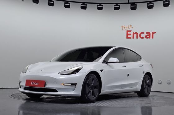 Tesla Model 3 Long Range AWD — пробег 47 011 км — фото 1 из 5
