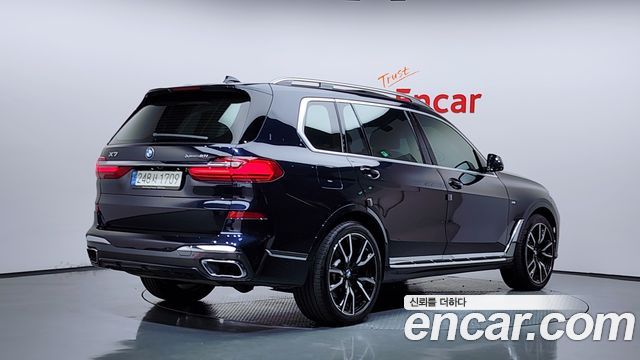 BMW X7 xDrive 40i M Sport 6STR — пробег 139 607 км — фото 2 из 5