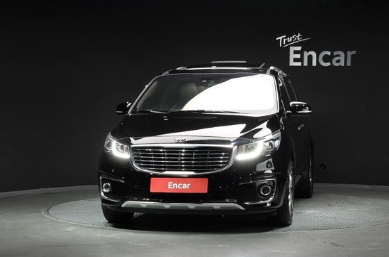 Kia Carnival 9-Seater Noblesse Special — пробег 97 469 км — фото 3 из 5