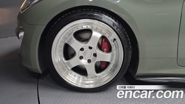 Hyundai Genesis из Кореи Encar
