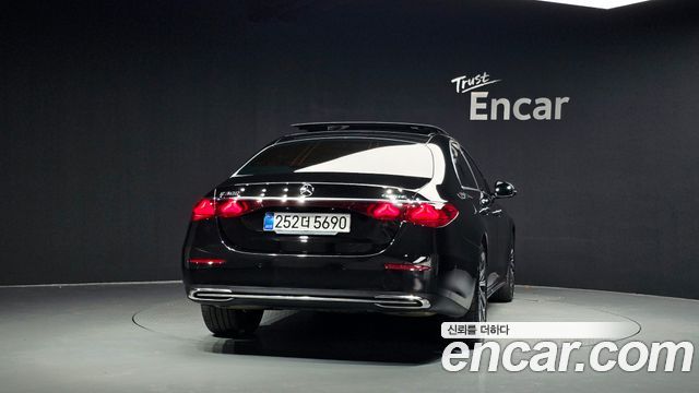 Mercedes-Benz E-Class из Кореи Encar