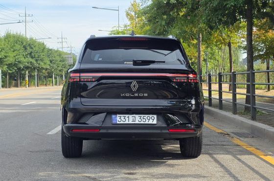 Renault (Samsung) Grand Koleos 1.5 E-TECH Esprit Alphine 2WD — пробег 8 639 км — фото 4 из 5