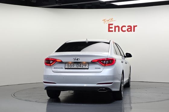 Hyundai Sonata 2.0 Premium — пробег 149 888 км — фото 4 из 5