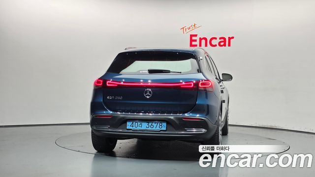 Mercedes-Benz EQA EQA250 — пробег 58 915 км — фото 4 из 5