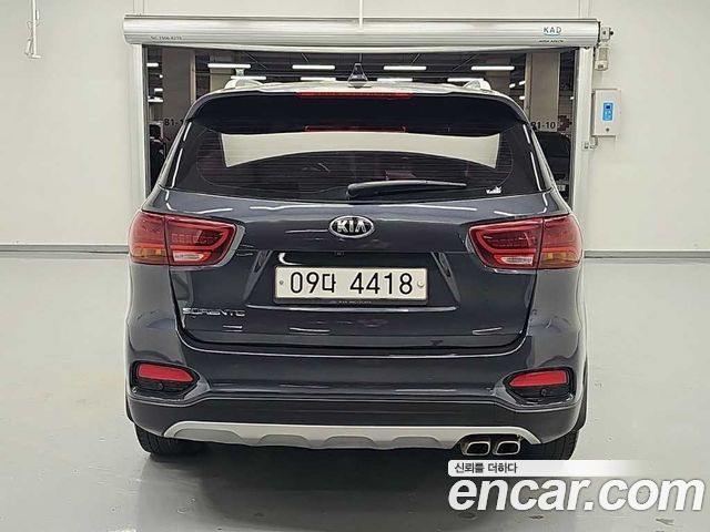 Kia Sorento Diesel 2.2 4WD Prestige — пробег 183 673 км — фото 3 из 5
