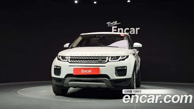 Land Rover Range Rover Evoque 2.0 TD4 SE — пробег 99 608 км — фото 3 из 5