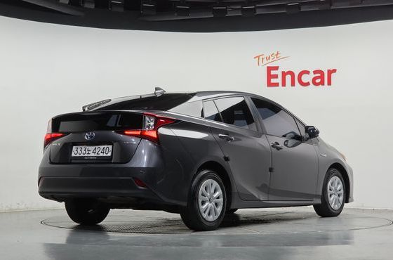 Toyota Prius 1.8 — пробег 153 763 км — фото 2 из 5