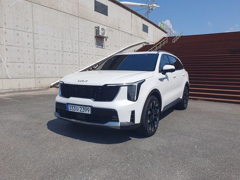 Kia Sorento Gasoline 2.5T 2WD Signature — пробег 8 735 км — фото 1 из 5