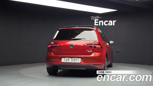 Volkswagen Golf из Кореи Encar