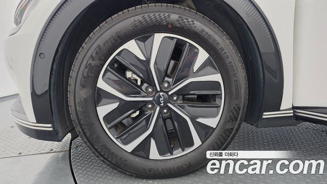 Kia EV6 из Кореи Encar