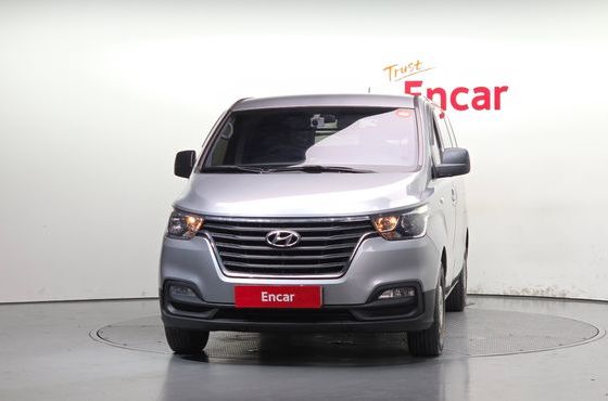 Hyundai Starex Van 3-Seater Style — пробег 314 618 км — фото 3 из 5