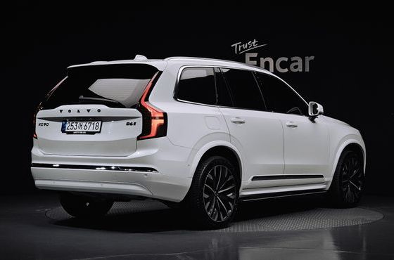 Volvo XC90 B6 Ultra Bright — пробег 6 279 км — фото 2 из 5