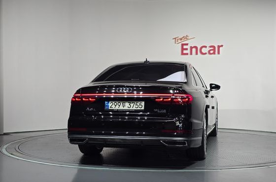Audi A8 50 TDI Quattro LWB — пробег 81 216 км — фото 4 из 5