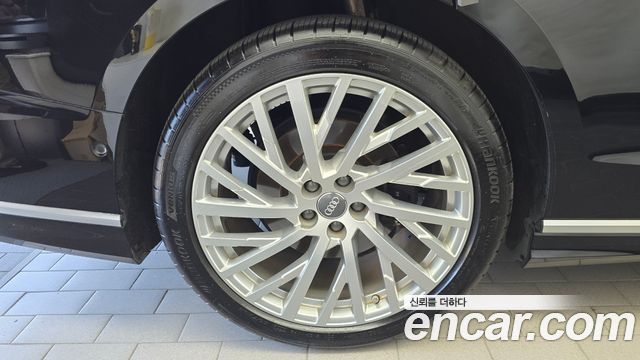 Audi A8 из Кореи Encar