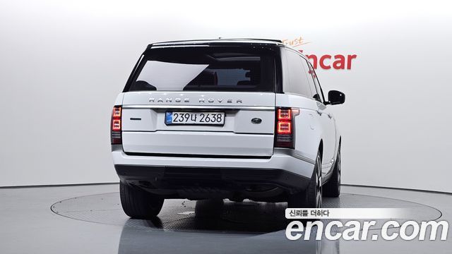 Land Rover Range Rover 4.4 SDV8 AB DIESEL — пробег 125 677 км — фото 4 из 5