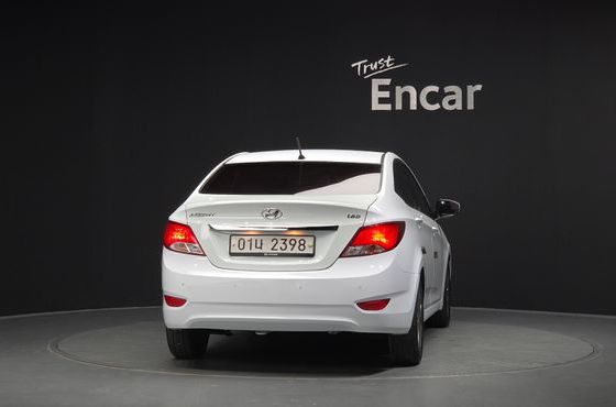 Hyundai Accent Diesel 1.6 VGT Modern — пробег 60 503 км — фото 4 из 5