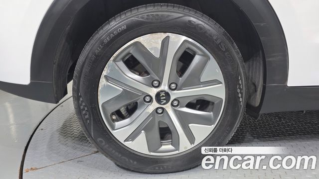 Kia Niro Noblesse — пробег 149 272 км — фото 5 из 5