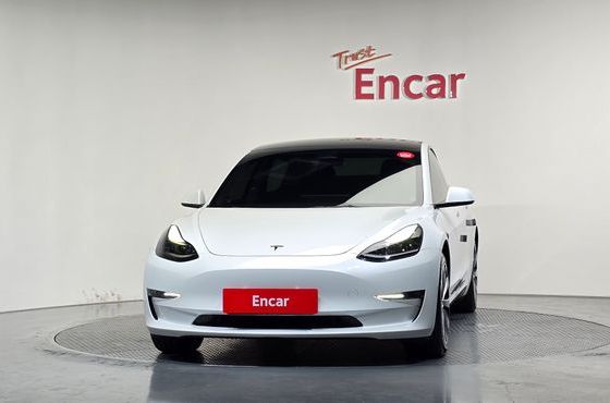 Tesla Model 3 Long Range AWD — пробег 68 892 км — фото 3 из 5