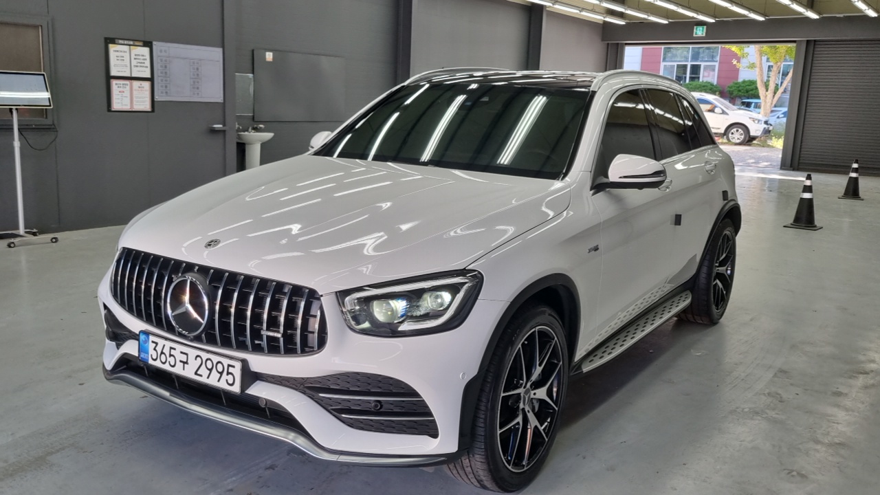 Mercedes-Benz GLC-Class AMG GLC43 4MATIC — пробег 57 287 км — фото 1 из 5