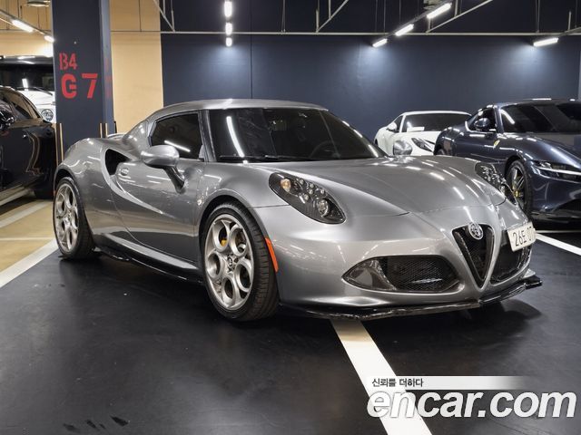 Alfa Romeo 4C 1.7 Coupe — пробег 31 021 км — фото 2 из 5