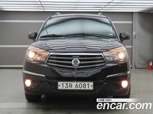 Ssangyong KORANDO 4WD GT 9-seater — пробег 175 087 км — фото 2 из 5