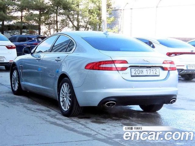 Jaguar XF 2.0 Luxury X250 — пробег 86 899 км — фото 3 из 5