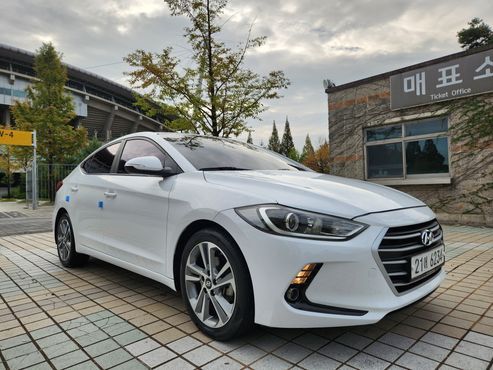 Hyundai AVANTE 1.6 GDI Value Plus — пробег 222 000 км — фото 1 из 5
